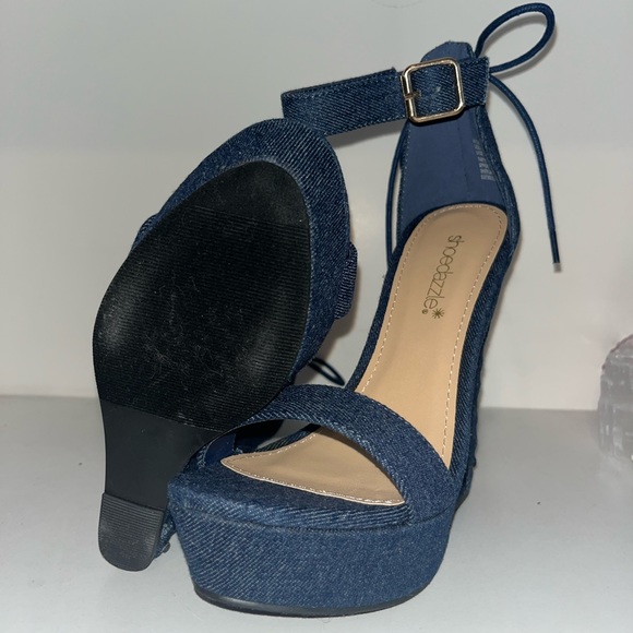 shoedazzle dorry closed toe wedge womens denim size 9.5